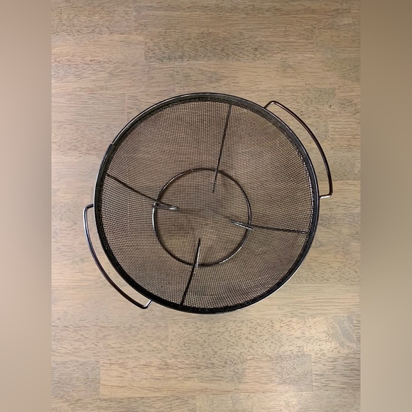 Vintage Metal Steel 7" Wire Handle‎ & Stand Kitchen Colander - Picture 3 of 6
